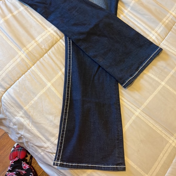 Miss Me Jeans - Picture 4 of 5